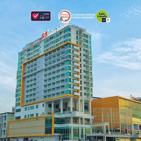 Swiss-Belhotel Balikpapan Zewnętrze zdjęcie